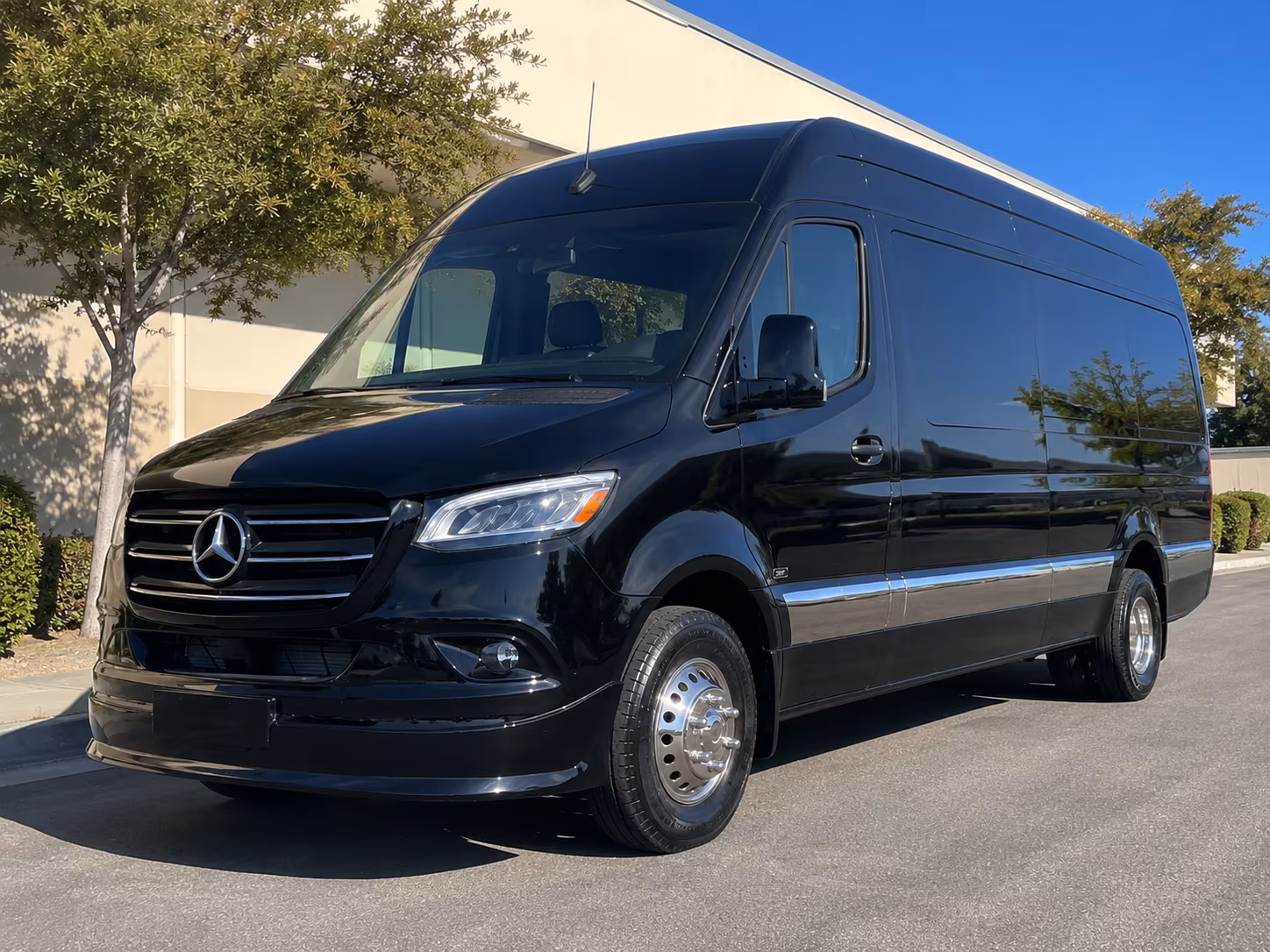 find the perfect transportation for your next private event 3