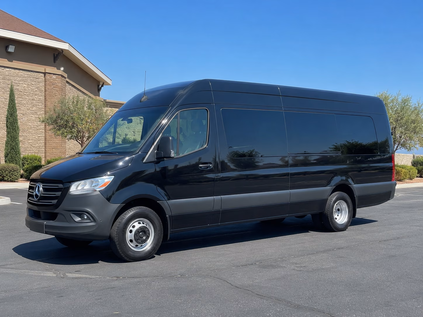 find the perfect transportation for your next wedding 4