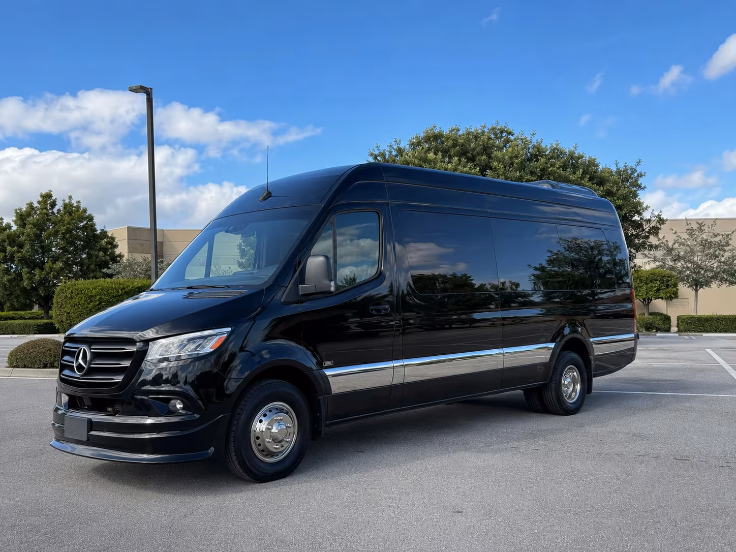 sacramento employee shuttle van service